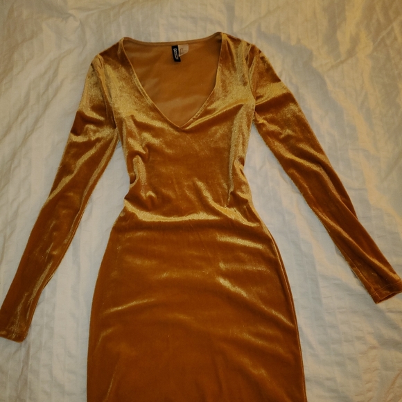 Women's clothing - Closet Cleanout CHEAP - Picture 15 of 15